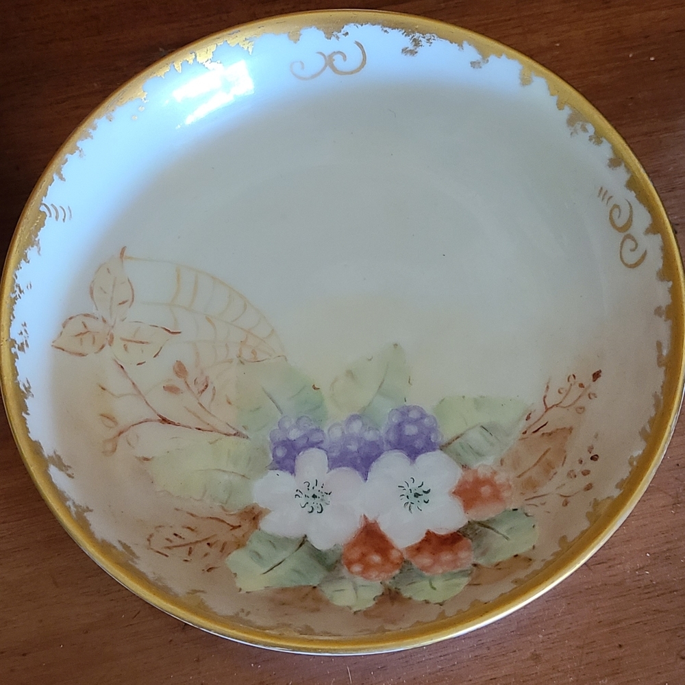 Handpainted Plates - Picture 3 of 4